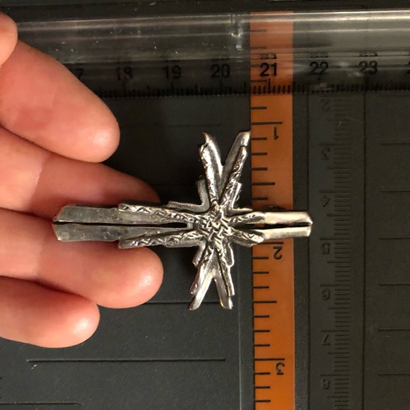 Stunning artistic sterling silver cross NWOT - Picture 7 of 7